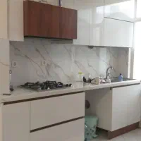 ۶۳ متری فول بازسازی شده نورگیر. رو به نما