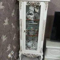 بوفه در حد نو بسیار متناسب