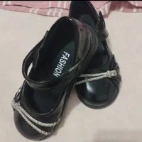 کفش اسپورت و مجلسی دخترانه به همراه پیراهن
