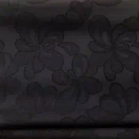 چادر مجلسی طرح دار