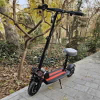 اسکوتر هوشمند برقی و شارژی برند باس