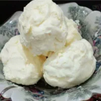 لبنیات تازه خانگی کلات