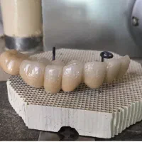 استخدام همکار دندانساز