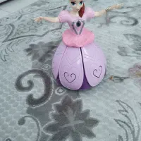 عروسک فرشته آواز خوان