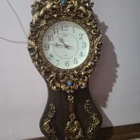 ساعت دیواری سلطنتی