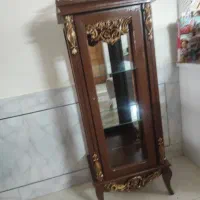 ویترین چوبی مناسب