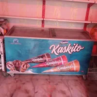 یخچال بستنی