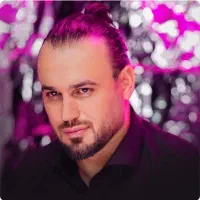 ۴عدد بلیط کنسرت پیربد امشب یکشنبه ردیف ۴