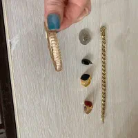 چند قطعه بدلی جات