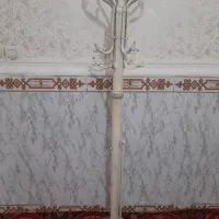 چوب لباس آویزو فلزی  درحد نو تمیز