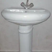 روشویی با شیرآلات
