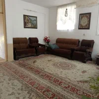 خانه-ی-اجاره-ای