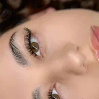 اکستنشن مژه با ماندگاری چهل روزه