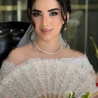 مدلینگ حرفه ای هستم