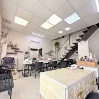 اجاره مغازه همکف شامل ۳ طبقه ، فعال فاز ۸