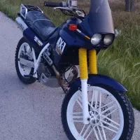 اکسوان/ax1