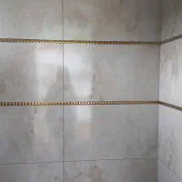 کاشی کاری با بیش از ۲۰ سال سابقه