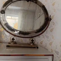 آینه قدیمی