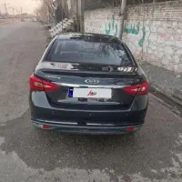 آریزو 5 مشکی