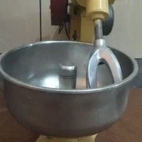 خمیر کن بیست کیلویی