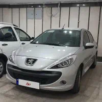 ۲۰۷ دنده سقف فلز نقره ای