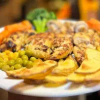 استخدام در فست فود