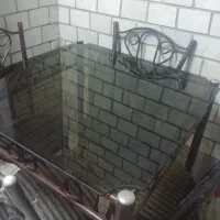 میز چهار نفره فلزی