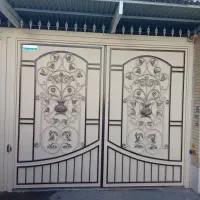 نقاشی ساختمان در و پنجره ودیوار وکناف