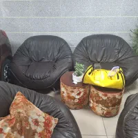 مبل ۷ نفره چرم  فقط یه واکس میخواد فوری