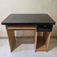 میز کامپیوتر