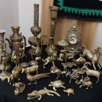تعدادی وسیله برنز قدیمی