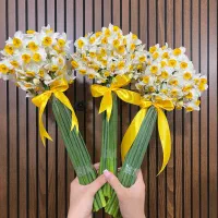 گل شاخه ای نرگس