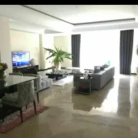 آپارتمان ۲۱۰ متری در خیابان ساری