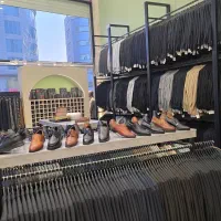 فروشنده آقا