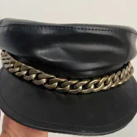 کلاه چرم اصلااستفاده نشده کاملانو قیمت۸۵۰تومن