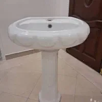 روشویی با پایه