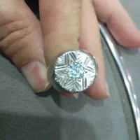 انگشتر موزنایت