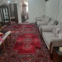 اجاره خانه ۹۰ متری طبقه ۲