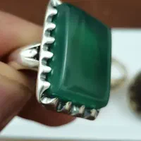 عقیق سبز درشت