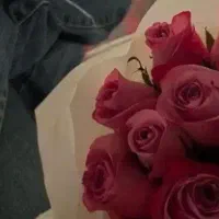 50 گل طبیعی دونه 50 به همراه هدیه