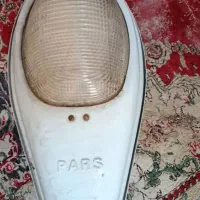 چراغ خیابانی پر نور