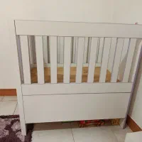 تخت نوزاد و کودک تمام ام دی اف در حد نو