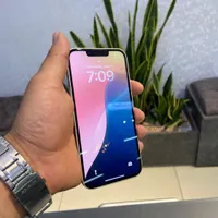 اپل ایفون ۱۳ نرمال سفید ۱۲۸ بدون بازشدگی و تعمیر|موبایل|اصفهان, احمدآباد|دیوار
