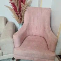 مبل تک دوعدد
