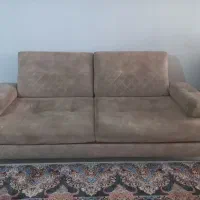 یک عدد کاناپه ۳نفره تخت شو