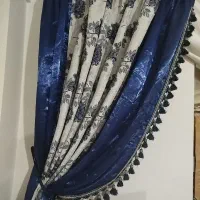 کنار پرده