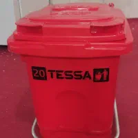 سطل زباله بزرگ