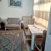 مبل ۷ نفره + میز غذا خوری ۴ نفره