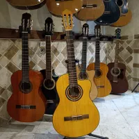 گیتار خوان آلوارز پیکاپدار اسپانیایی خوش قیمت