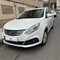 جک J4 اتوماتیک